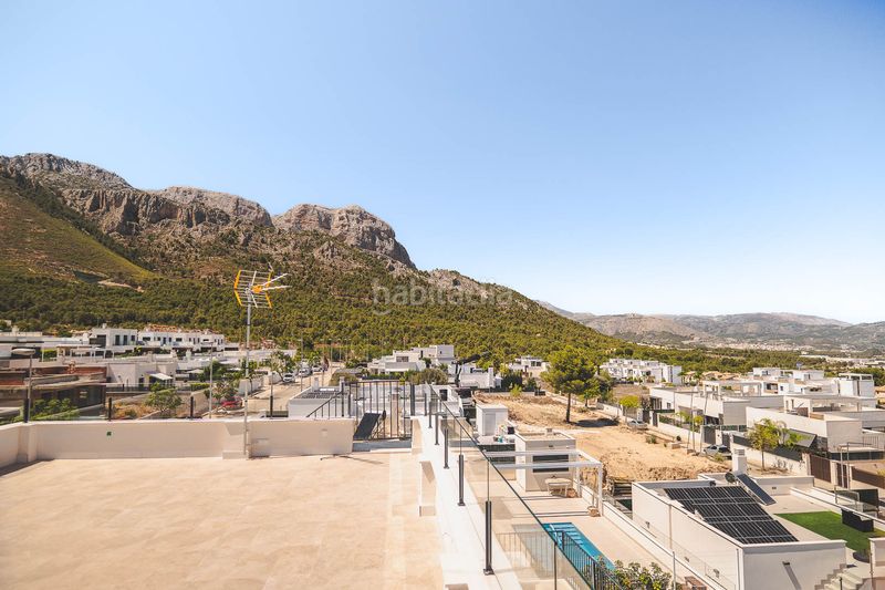 Foto ac60f454-f4fa-4070-ba77-e95492efbd78. Xalet amb calefacció aparcament piscina a Casco urbano Polop