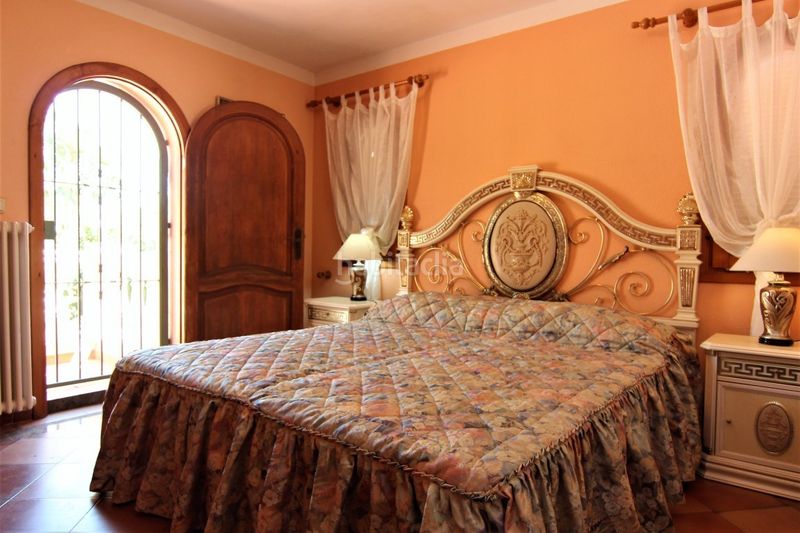 Foto a0b73754-e5e8-4280-b300-c66c4772f718. Chalet en Cala Advocat-Baladrar Benissa