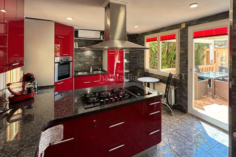 Foto 9c2ea194-2b0e-4fca-9606-4d389b7ba371. Mas avec chauffage parking piscine dans La Granadella - Costa Nova Xàbia