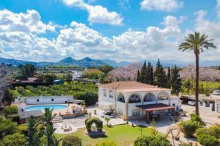 Country house in La Xara-La Sella