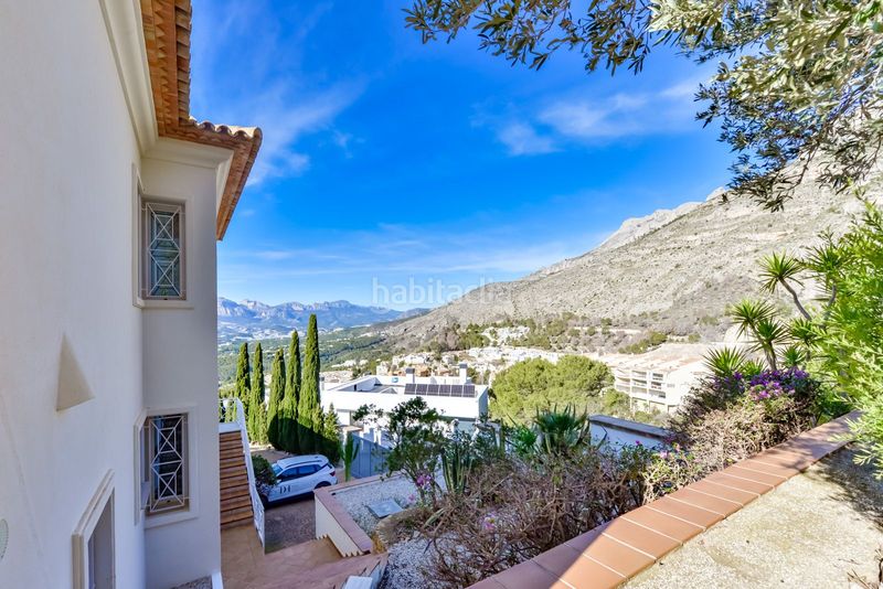 Foto d8b3cbd7-1521-45fd-b953-9ed1834564d4. Xalet amb calefacció aparcament piscina a Altea ciudad Altea