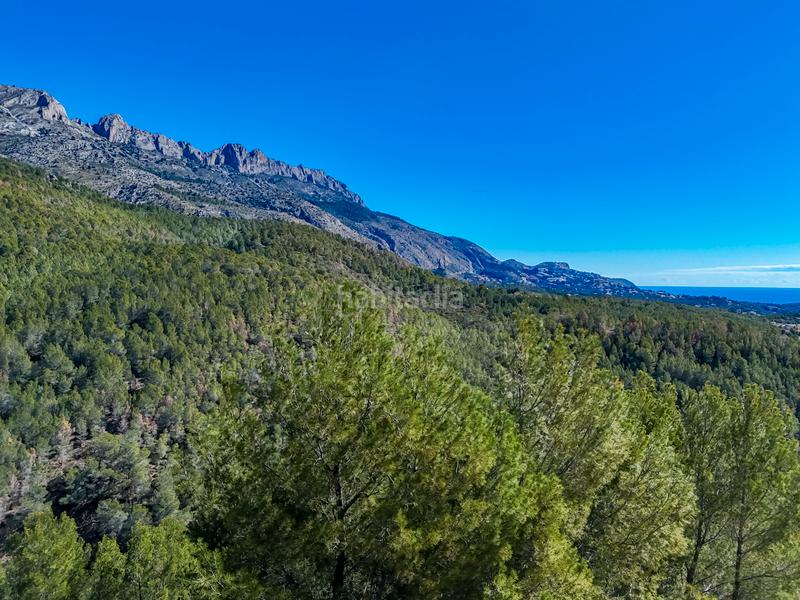 Foto 7d4f3e79-f44b-4899-a343-f8c30d625b85. Terreno residencial en Altea la vella Altea