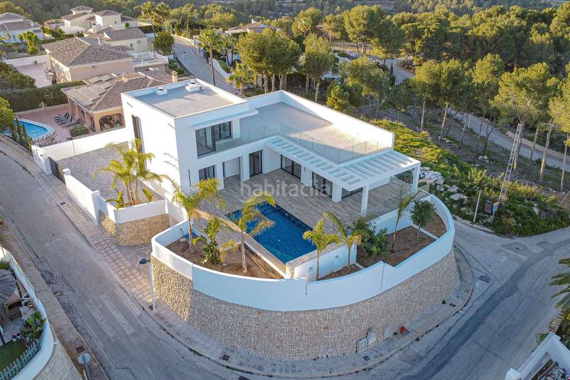 Foto 4782f963-5c9b-4b87-b59f-b77956af17d5. Xalet amb calefacció aparcament piscina a Casco Urbano Moraira