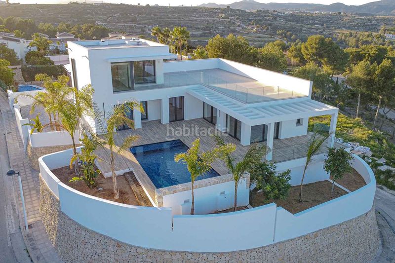 Foto afe377dc-2d5b-45a5-9600-5601f4878236. Xalet amb calefacció aparcament piscina a Casco Urbano Moraira