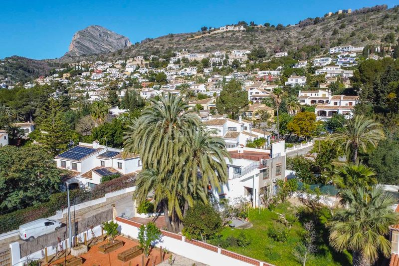 Foto 5c2a966f-31b2-42a3-a076-095601323fa4. Chalet en Partida Tosal - Zona dels Castellans Xàbia