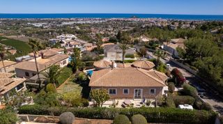 Rent Chalet in La Pedrera-Vessanes