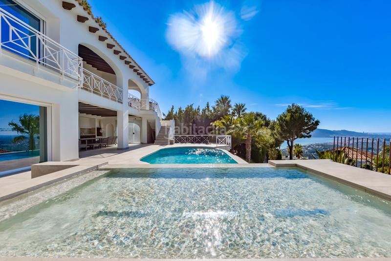 Foto 8f8bb3dc-63b4-4763-88ad-527ba81c59f1. Casale con piscina in Altea hills Altea