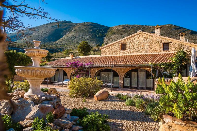 Foto 42727a06-9769-4a10-a918-5fc3877bc760. Country house with heating parking pool in Benissa pueblo Benissa