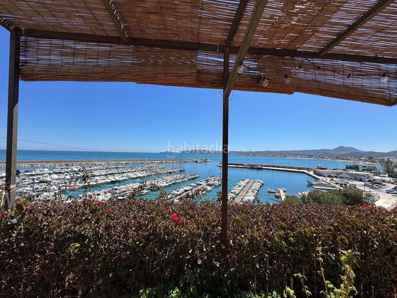 Foto 0b3b8d90-0ff6-44ae-86da-686ccf770360. Xalet amb calefacció aparcament piscina a Puerto Xàbia