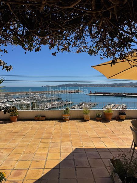 Foto ca675086-88d6-4a98-85b8-06ede8e6f31c. Xalet amb calefacció aparcament piscina a Puerto Xàbia