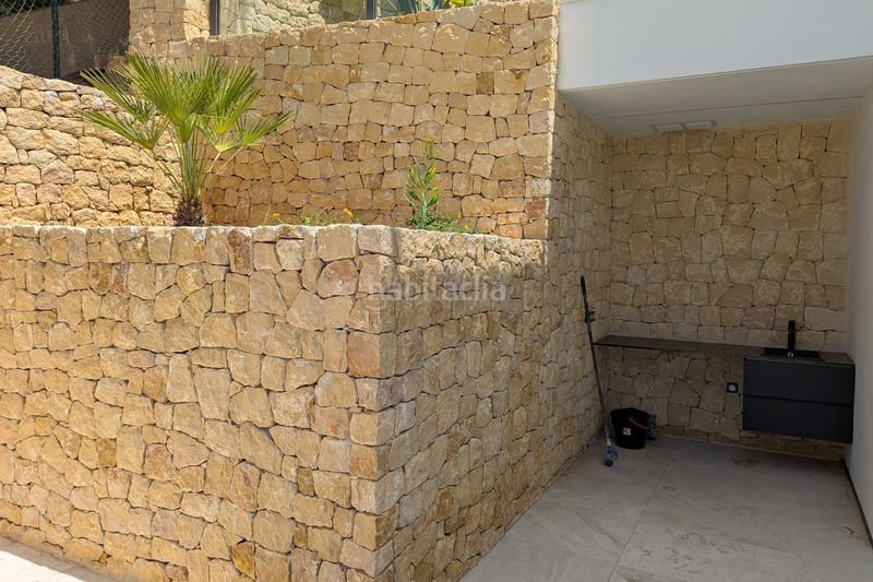 Foto dbb556ae-0348-4757-8869-a71609c54617. Xalet amb calefacció aparcament piscina a Mascarat Altea