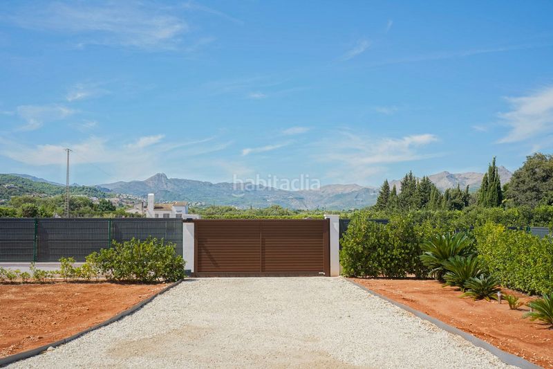 Foto bce278bb-8d5d-4764-81dd-175bb5bb4f16. Xalet amb aparcament piscina a Beniarbeig