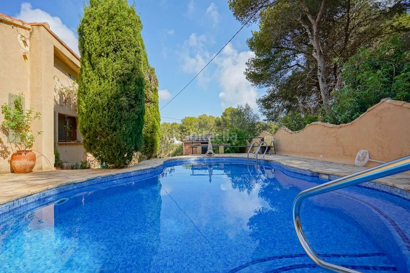 Foto 67011116-d0cb-425c-9fe3-9ac21d0d68fa. Xalet amb calefacció aparcament piscina a El Montgó Dénia