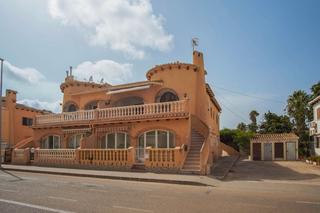 Etagenwohnung in Las Rotas / Les Rotes