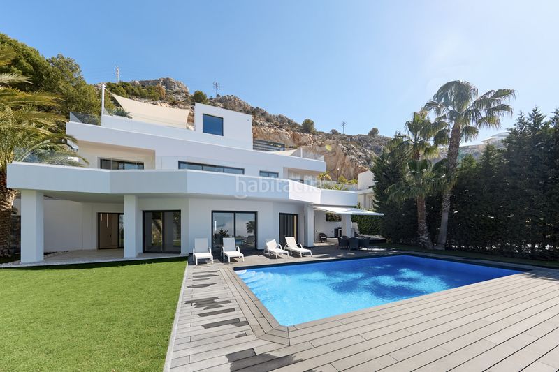 Foto 6e56789b-e52e-43ea-8dca-ae5fd455cc30. Chalet en Mascarat Altea