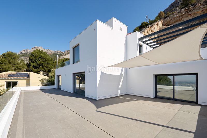 Foto b8179e3f-ecf5-45c0-9b00-8fe59c7e6d0a. Chalet en Mascarat Altea