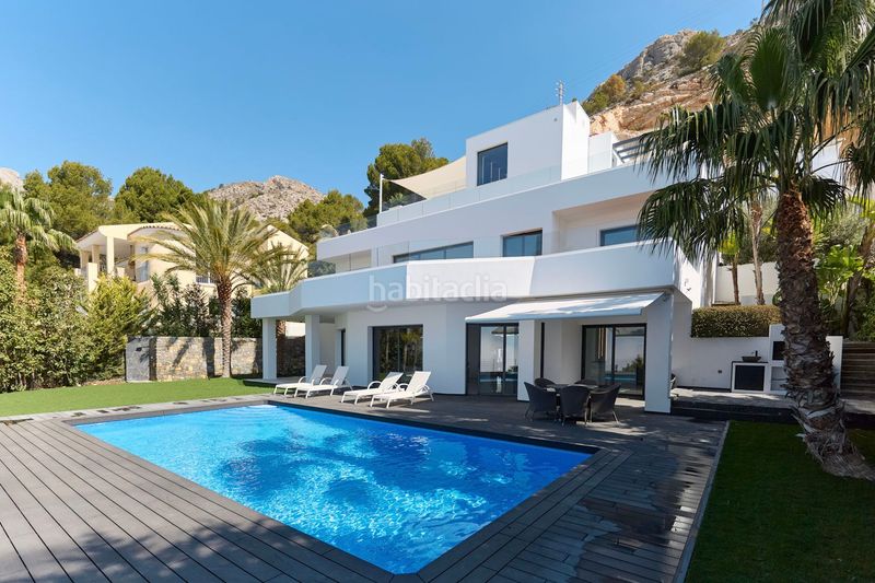 Foto d88ee9a2-3a31-45b3-be53-59a6d623cfec. Chalet en Mascarat Altea
