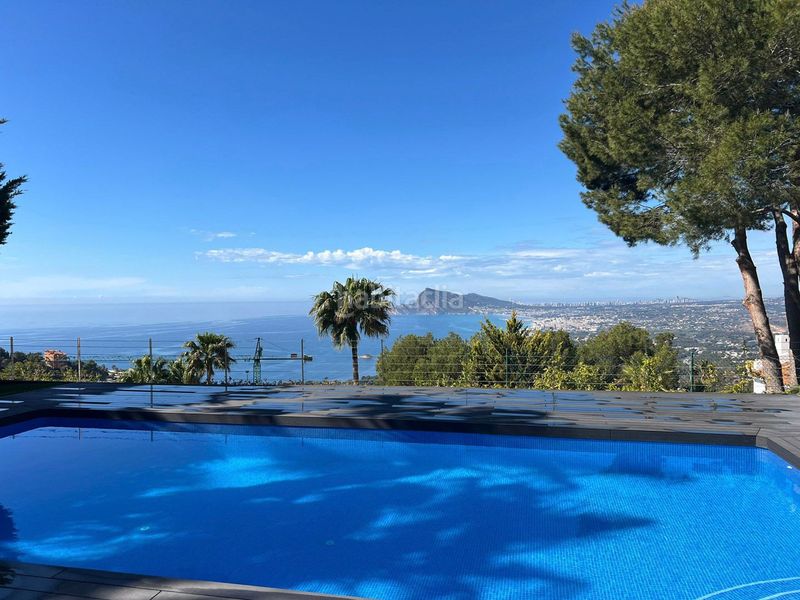 Foto f23ca2ce-c88b-4414-bbca-ae0783e07ecf. Chalet en Mascarat Altea