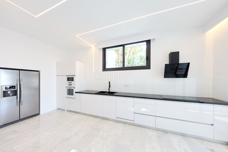 Foto f7d3b394-1125-4630-aeee-059f0baba3e0. Chalet en Mascarat Altea