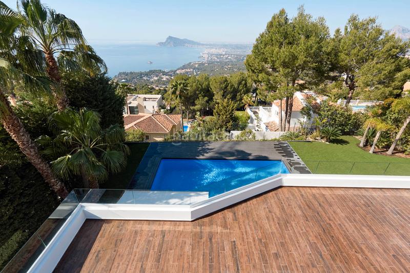 Foto ea166526-f974-41eb-9fe2-d294d498f5f2. Country house with heating parking pool in Mascarat Altea