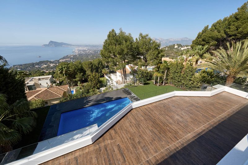 Foto 2165caef-c2f5-4cb6-8de7-8d47dc6e9092. Xalet amb calefacció aparcament piscina a Mascarat Altea