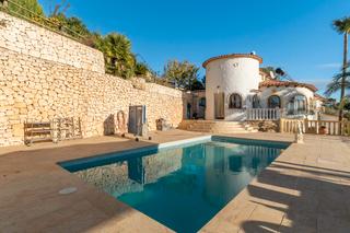 Masia a Cala Advocat-Baladrar