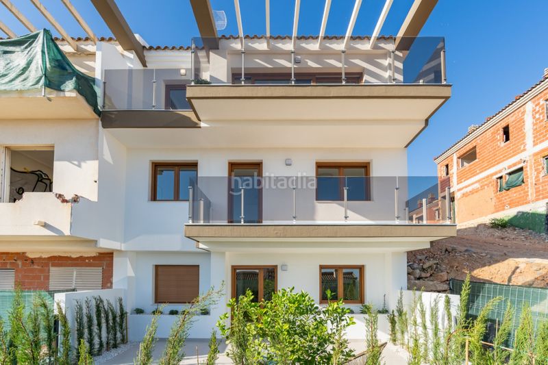 Foto 4741a268-b661-4380-be2e-a07957565fe1. Casa adossada amb calefacció aparcament piscina a Nucia (la)