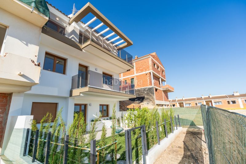 Foto e6b931de-cab3-401f-9e49-613680d3599c. Casa adossada amb calefacció aparcament piscina a Nucia (la)
