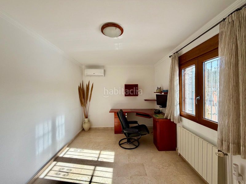 Foto 0c7853d2-6531-4c95-8b61-ef6ec014be7e. Chalet en Centro Pedreguer