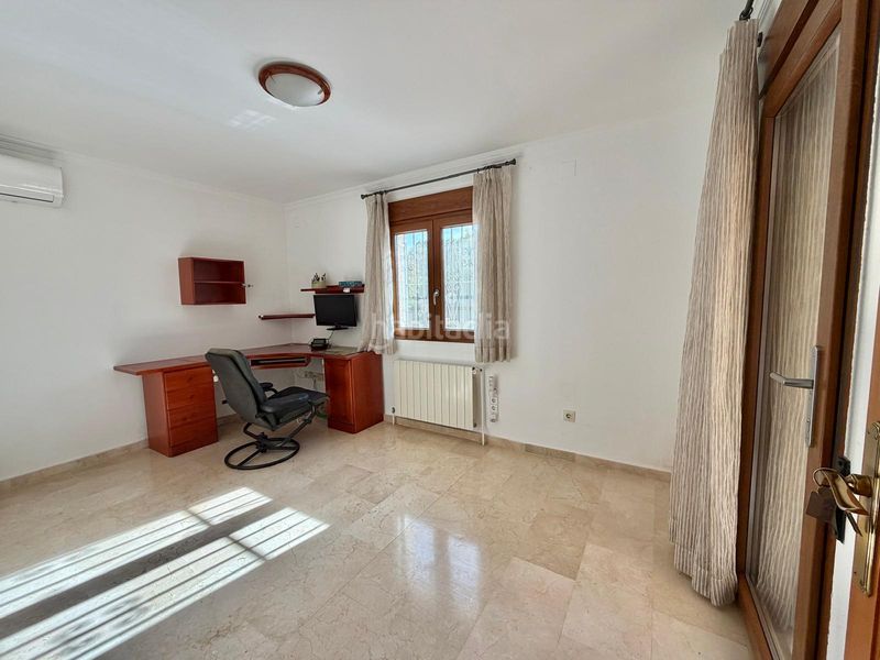 Foto 5f812a13-44f5-4e76-af07-45471cc28031. Chalet en Centro Pedreguer
