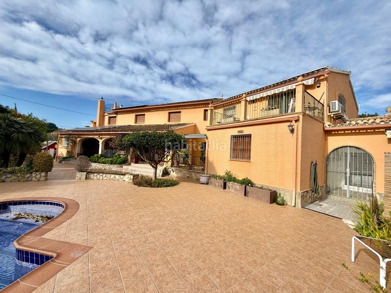 Foto 92765d7d-8eed-40f9-a3fa-73d57a66729f. Chalet en Centro Pedreguer
