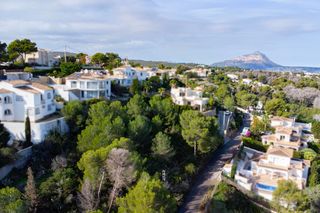Wohngrundstück in La Granadella - Costa Nova