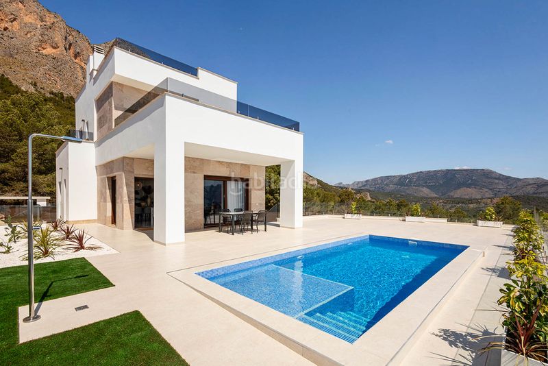 Foto c9765cfa-36b1-41bb-99d3-e56775d5dfd8. Xalet amb calefacció aparcament piscina a Casco urbano Polop