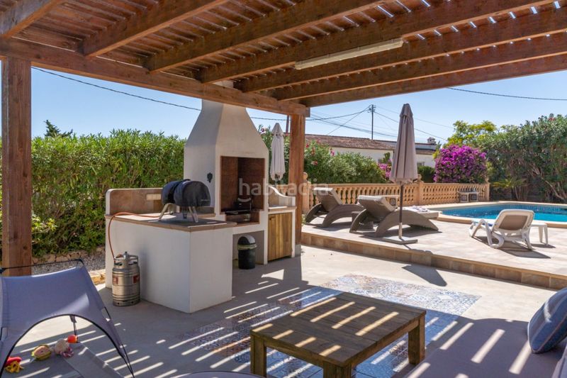 Foto 036b19f0-550e-4dd1-b1f3-a3e453c43778. Chalet en La Fustera Benissa