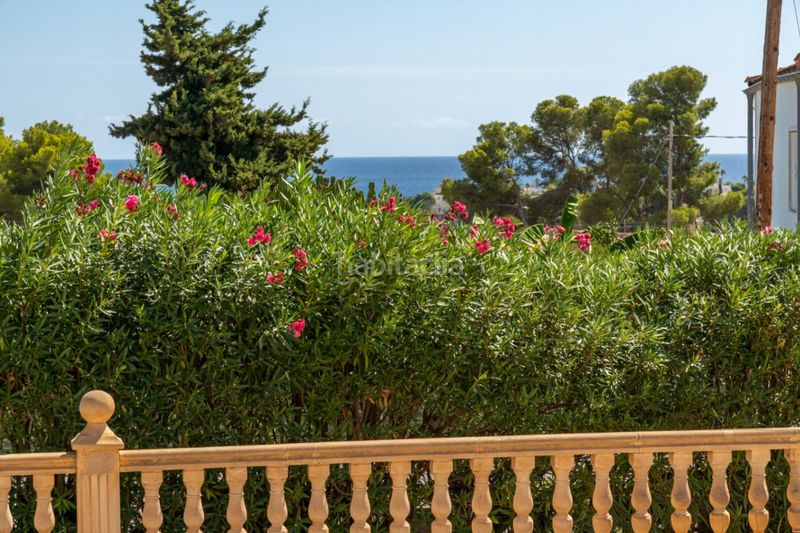 Foto a03694b3-3a98-4489-a6cd-3497de5be43a. Chalet en La Fustera Benissa