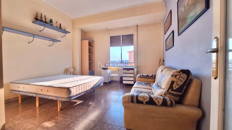 Foto 81442c97-ee93-42a8-b8a3-6803c3d50d73. Apartament amb calefacció a El Mercat Valencia