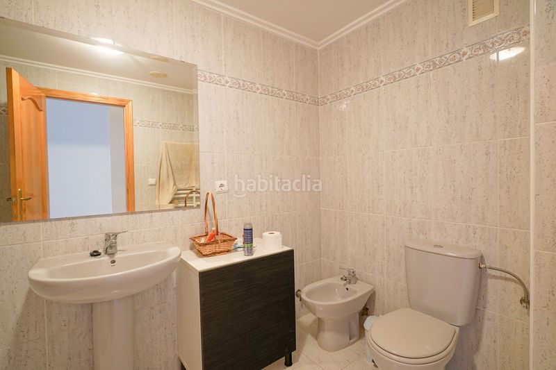 Foto ab94b08b-d276-4274-b54e-e5a70f09bdb2. Casa adossada amb calefacció aparcament piscina a Dénia