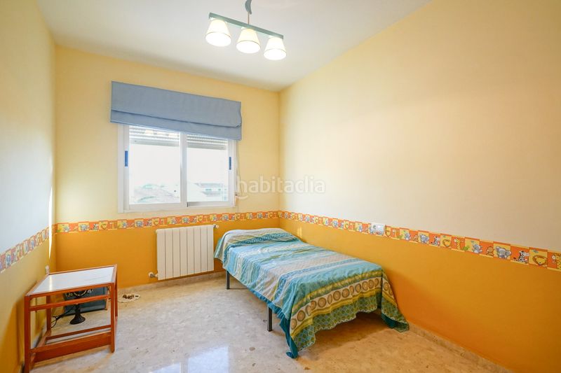 Foto d2cc37b1-dab3-461e-8f68-a3d284680125. Casa adossada amb calefacció aparcament piscina a Dénia