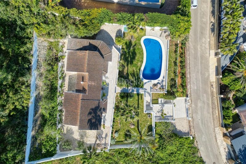 Foto 1e81e14c-dd1c-4445-b68b-403e15d0204f. Xalet amb calefacció aparcament piscina a Partida Comunes-Adsubia Xàbia