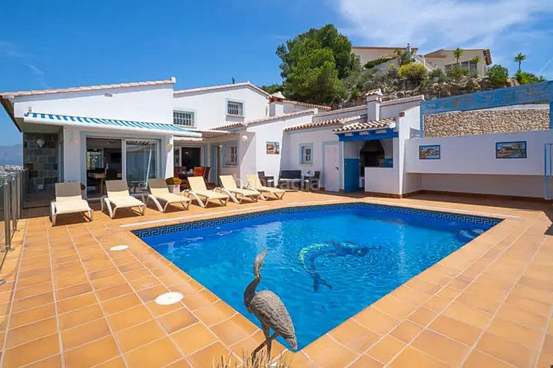 Foto 2db68f9c-7997-4321-9f70-10736d13f018. Chalet en Paichi Moraira