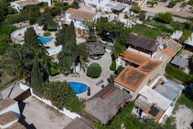 Foto d946cb36-bed2-4c3e-b1e1-c80005f04310. Chalet en Partida Comunes-Adsubia Xàbia