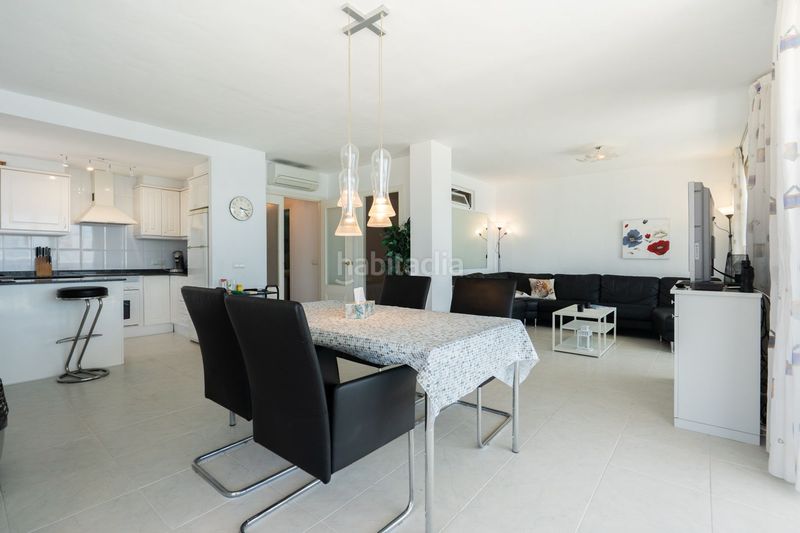 Foto 7bfa8cce-de18-4647-a1aa-157999e96b4b. Apartament amb aparcament piscina a Puerto Calp