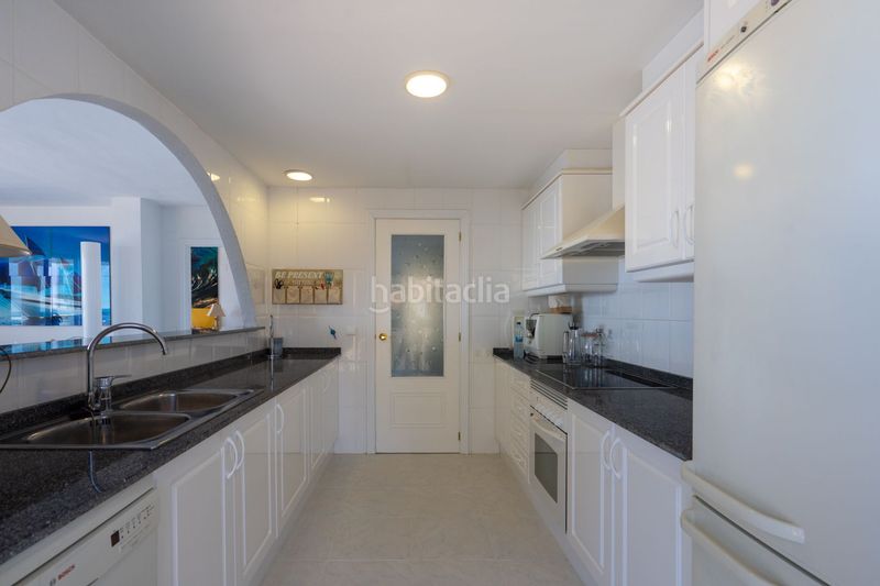 Foto 094c3e63-f679-45f4-9034-9420b869c83d. Apartament amb calefacció aparcament piscina a Puerto Calp