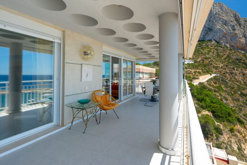 Foto 5c3498ac-b59a-42eb-b87c-530ad83488c3. Apartament amb calefacció aparcament piscina a Puerto Calp
