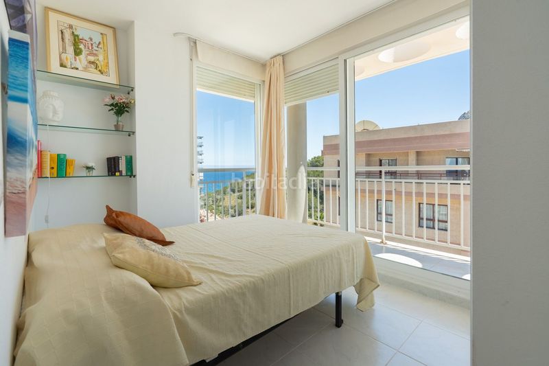 Foto 79ed1169-cb5a-4925-876b-ce6fd2064845. Apartament amb calefacció aparcament piscina a Puerto Calp