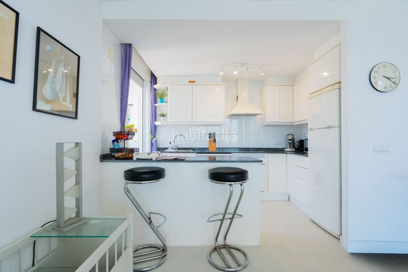 Foto 8f7b4343-8461-4fa3-a67c-57f3b2e4319f. Apartament amb calefacció aparcament piscina a Puerto Calp