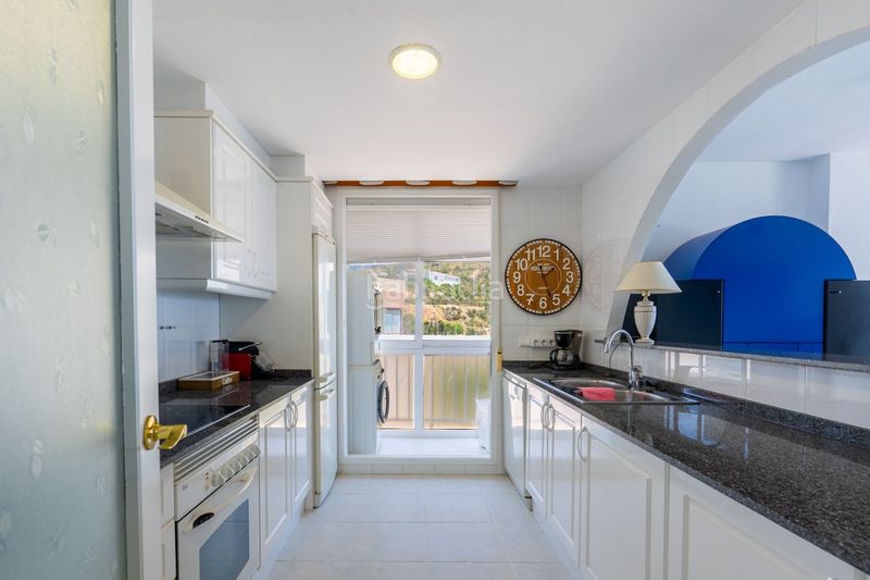 Foto ac2941c9-14c0-4d4e-9e46-66148129e21e. Apartament amb calefacció aparcament piscina a Puerto Calp
