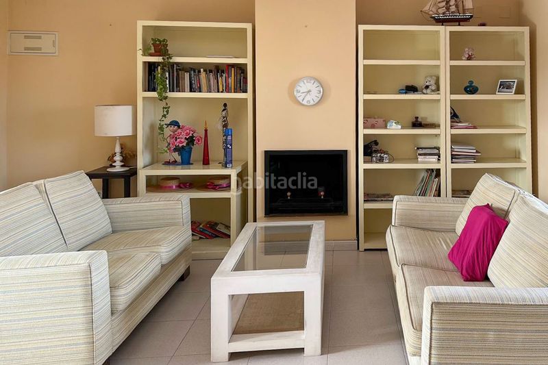 Foto 404275ff-29e1-4eca-95da-dc45d9839682. Apartament amb calefacció aparcament piscina a Les Bassetes - El Marjal Dénia
