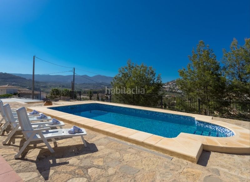 Foto ad8a2290-020c-49fe-ad42-3b6538810625. Xalet amb calefacció piscina a Cometa Calp