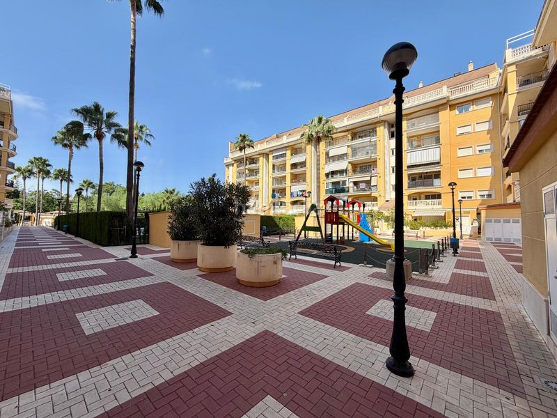 Foto 36514de5-b7fc-4a9e-a398-7732dba420b8. Apartament amb calefacció aparcament piscina a Centro Urbano Dénia
